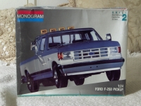 MONOGRAM Ford F 250 Truck Model Kit Skill 2 Unbuilt